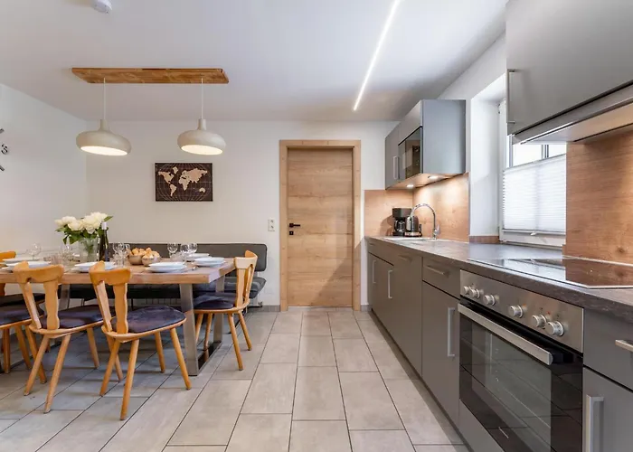 Lutte شقة كابرون